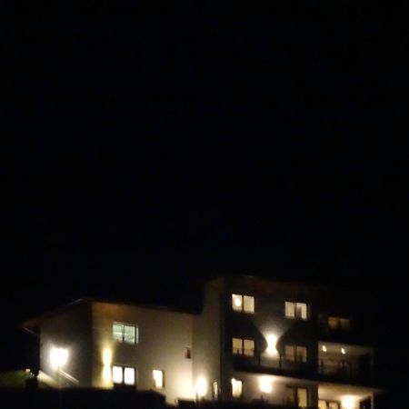 Panorama Apartment Bruck am Ziller エクステリア 写真
